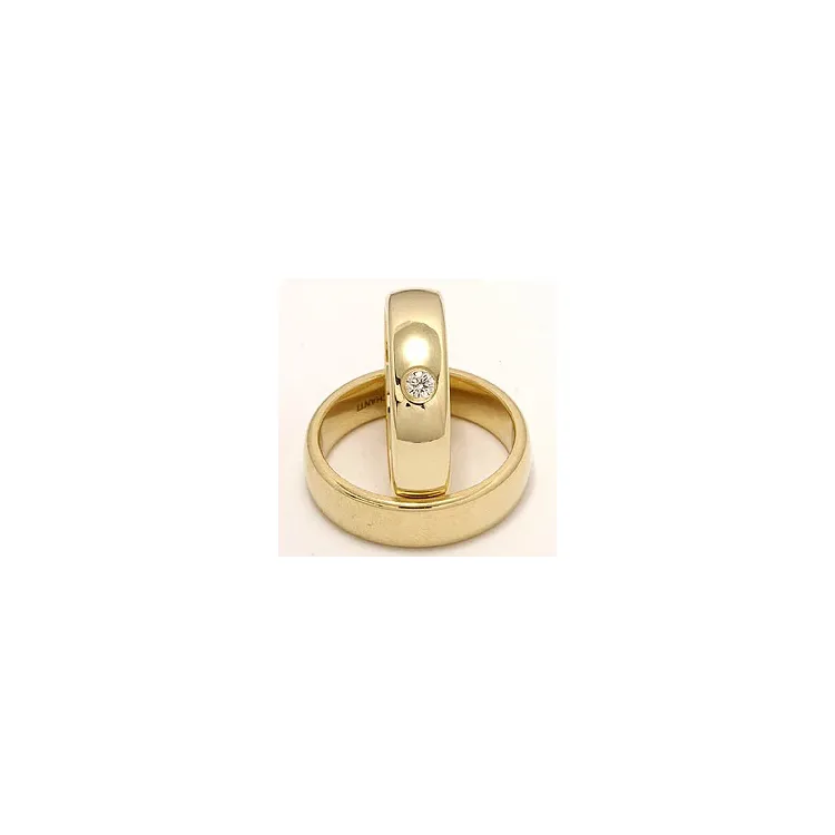 Vigselsringar i 9 karat guld 0,10 ct