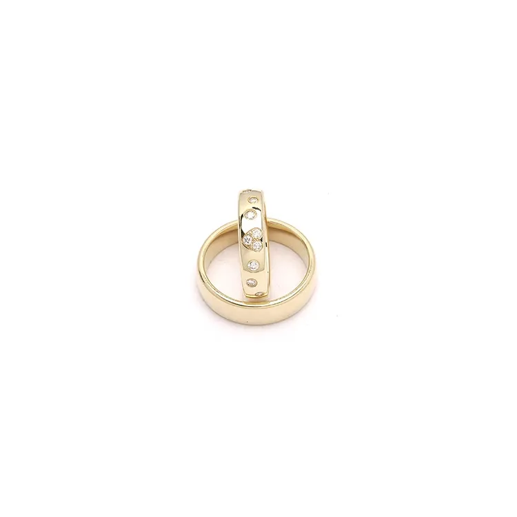 hjärta vigselsringar i 9 karat guld 0,225 ct - set