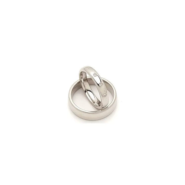 Vigselsringar i silver 0,045 ct