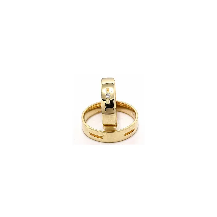 Vigselsringar i 14  karat guld 1 x 0,035 ct - set