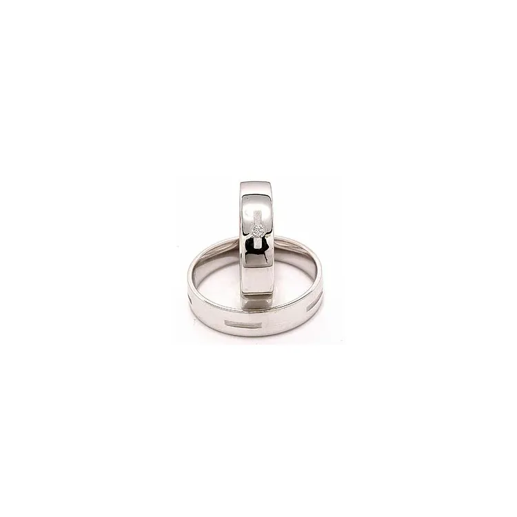 Vigselsringar i 14  karat vitguld 0,035 ct - set
