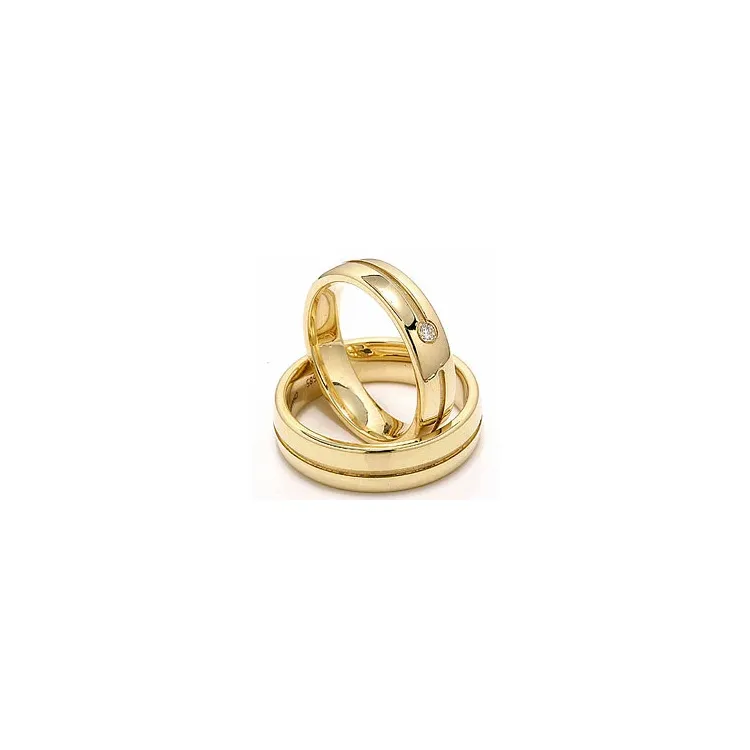 Vigselsringar i 14  karat guld 0,04 ct - set