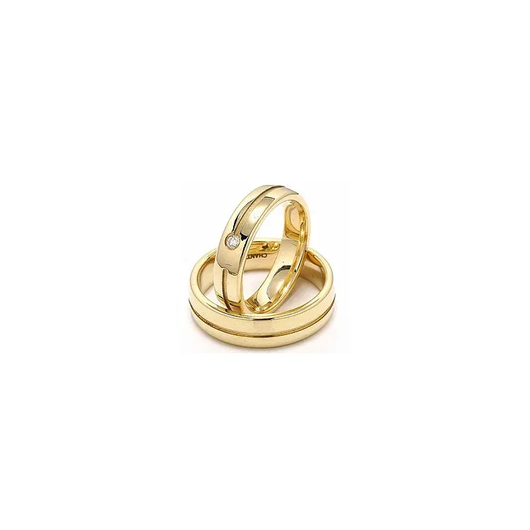 Vigselsringar i 14  karat guld 0,04 ct - set