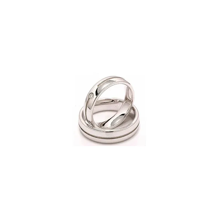 Vigselsringar i 14  karat vitguld 0,04 ct - set