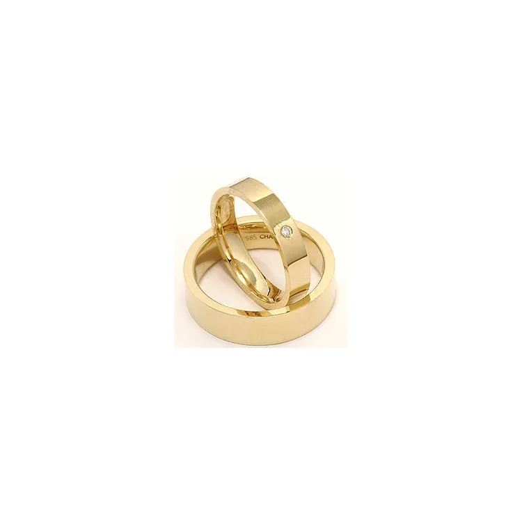 Vigselsringar i 9 karat guld 0,02 ct
