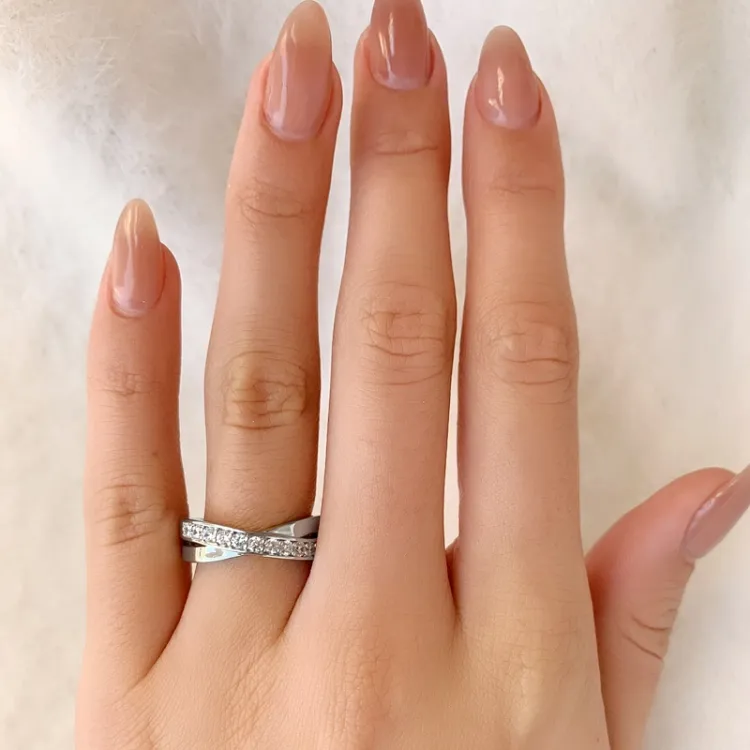 ring i rhodinerat silver
