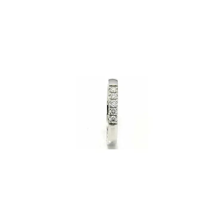 Elegant briljant vigselsring i 14  karat guld 0,05 ct