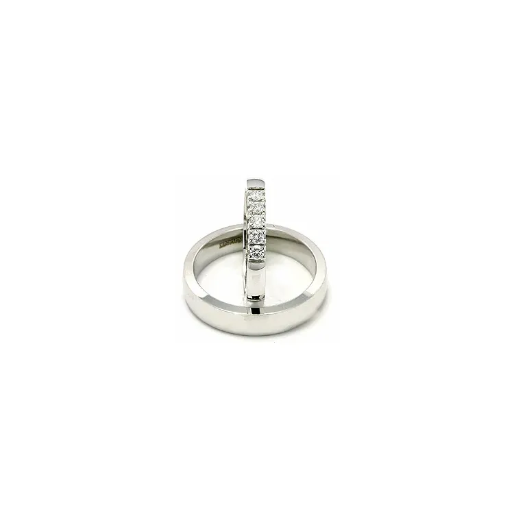 vigselsringar i 14  karat vitguld 5 x 0,07 ct - set