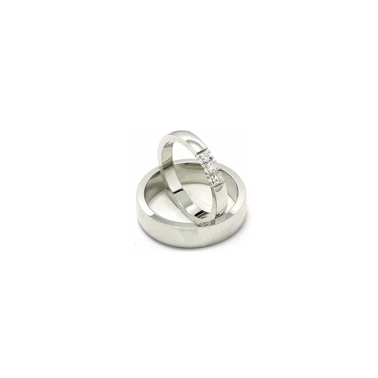 Vigselsringar i 14  karat vitguld 3 x 0,05 ct - set