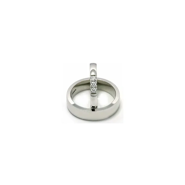 Vigselsringar i 14  karat vitguld 3 x 0,05 ct - set