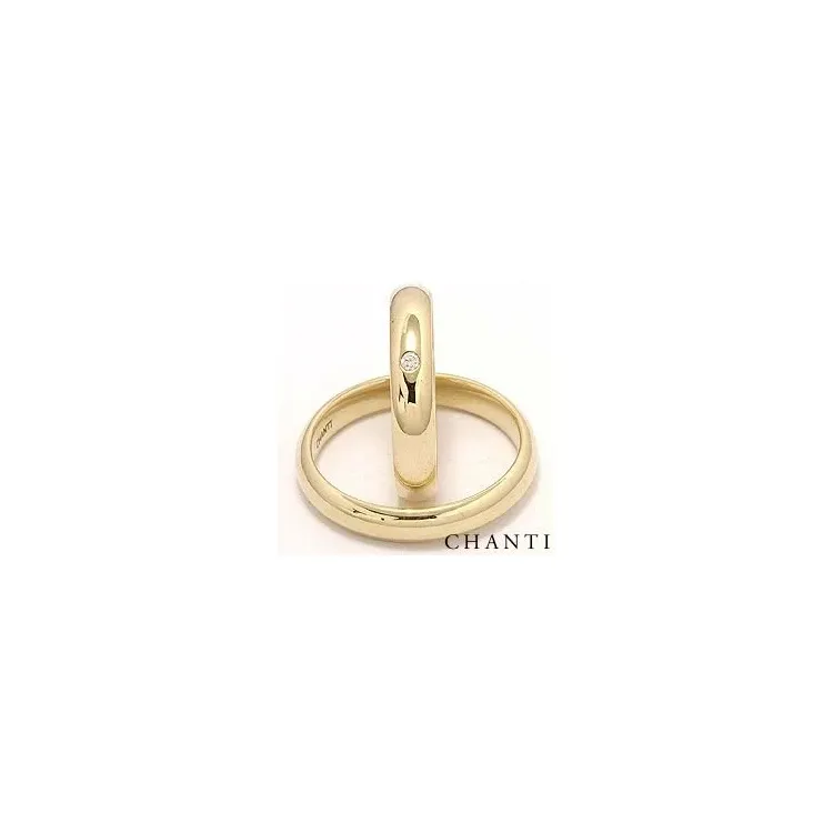 runda vigselsringar i 14  karat guld 0,025 ct - set