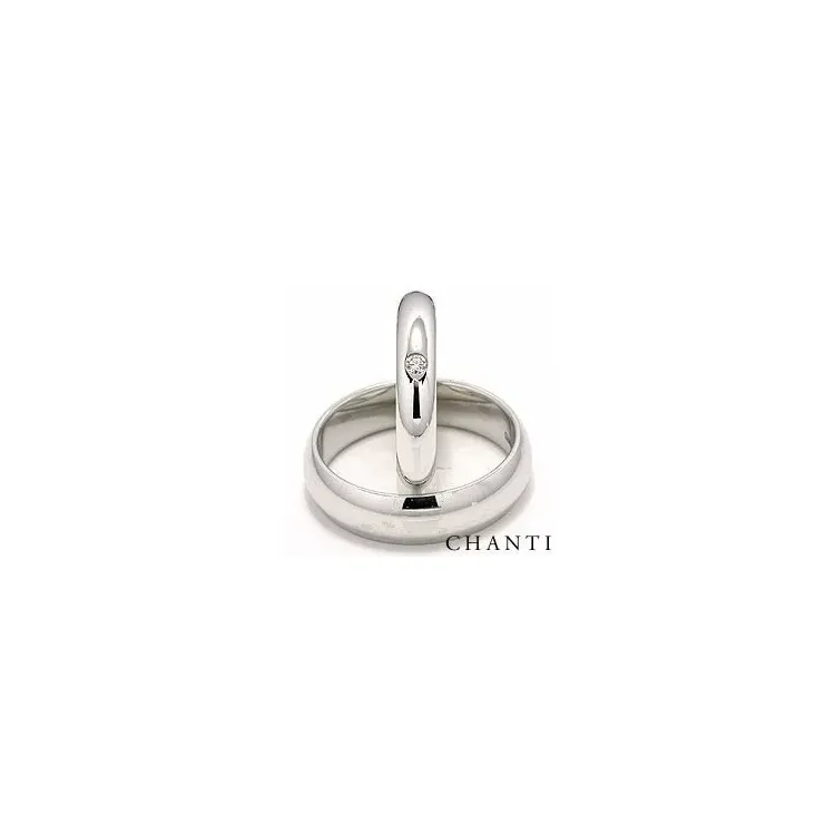 Vigselsringar i 14  karat vitguld 0,05 ct - set