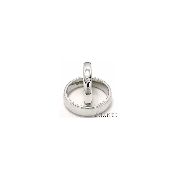 Vigselsringar i 14  karat vitguld 0,05 ct - set