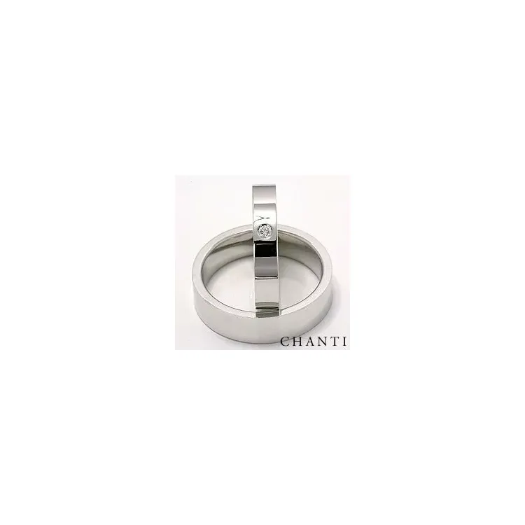 Vigselsringar i 14  karat vitguld 0,05 ct - set