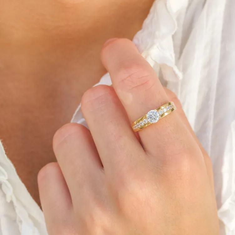 zirkon ring i förgyllt silver