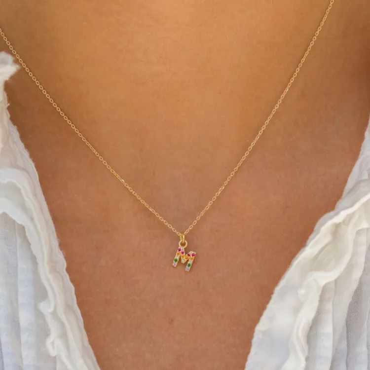 bokstav m multifärgat zirkon halsband i förgyllt silver - My Letter