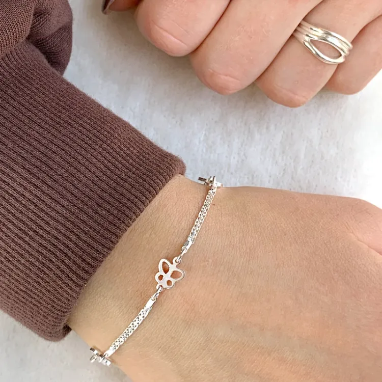 fjäril armband i silver