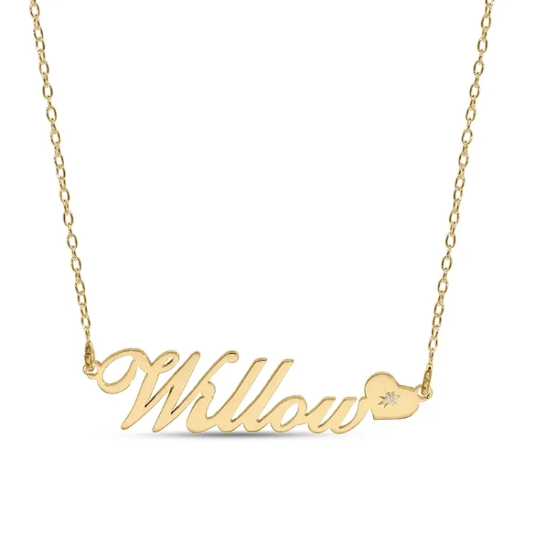Namnhalsband med hänge i 9 karat guld med 1 briljantslipade diamanter - My Letter