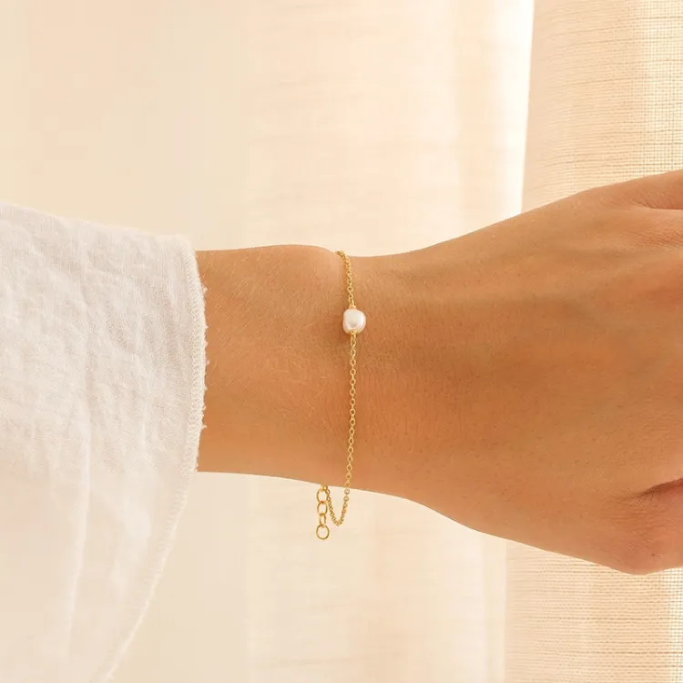 pärla armband i förgyllt silver