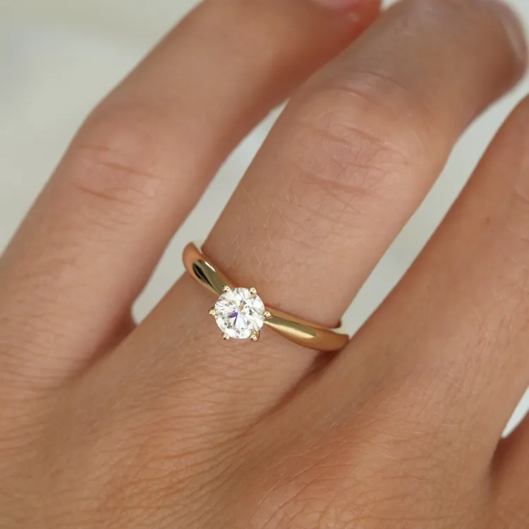0,50 ct lab grown diamant solitärring i 9 karat guld 0,50 ct
