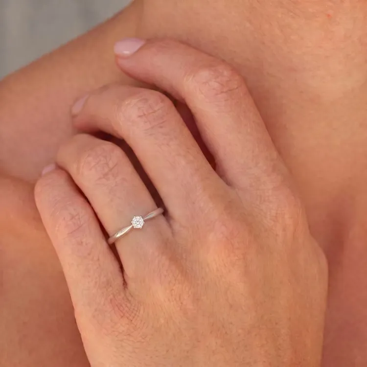 lab grown diamant solitärring i silver