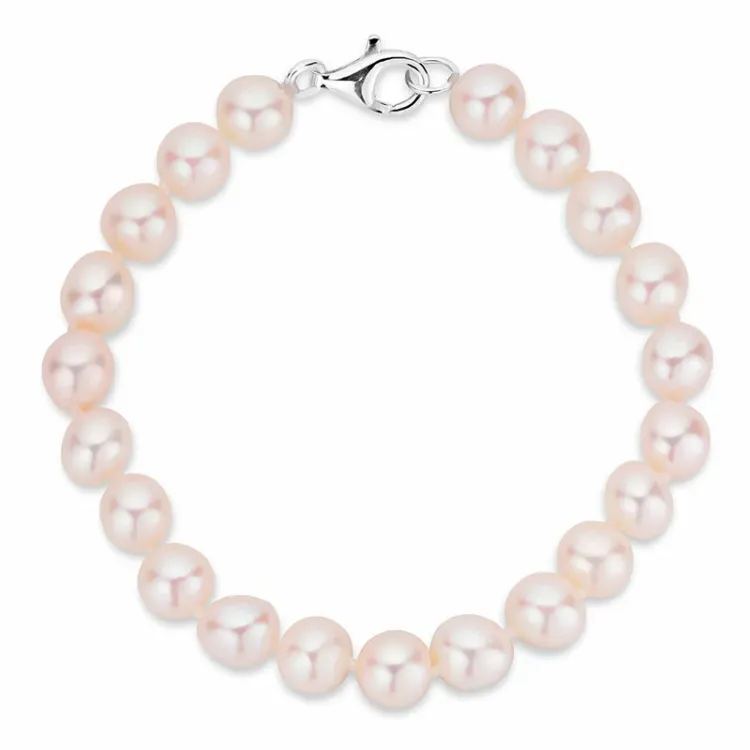 17 cm pärlarmband med sötvattenspärlor.