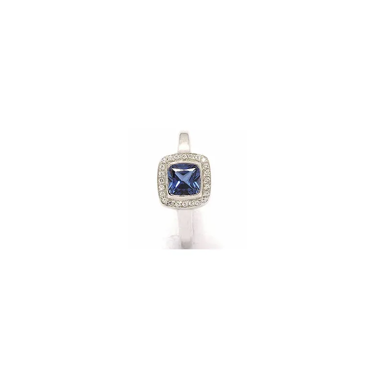 Fyrkantigt ring i silver