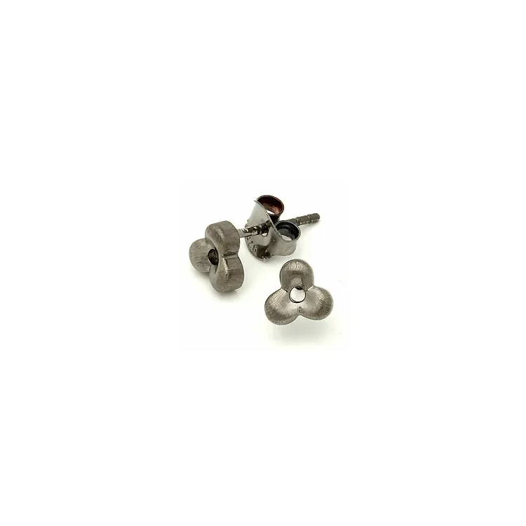 Blommor örhängestift i svart rhodinerat silver