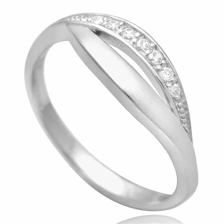 Sandblåst vit zirkon ring i silver