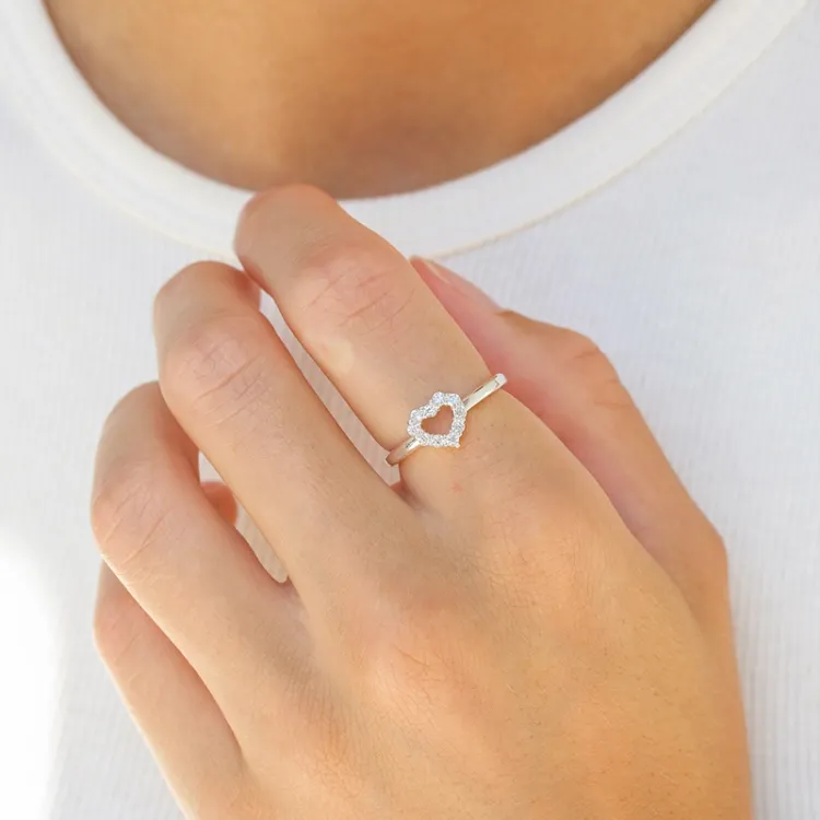 hjärta zirkon ring i silver