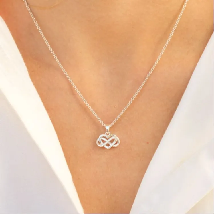 hjärta infinity hängen i silver - Amoré