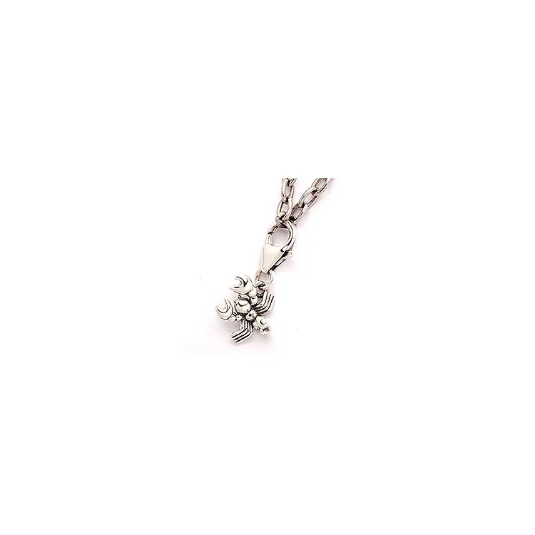 Skorpionen stjärntecken charm i oxiderat sterlingsilver