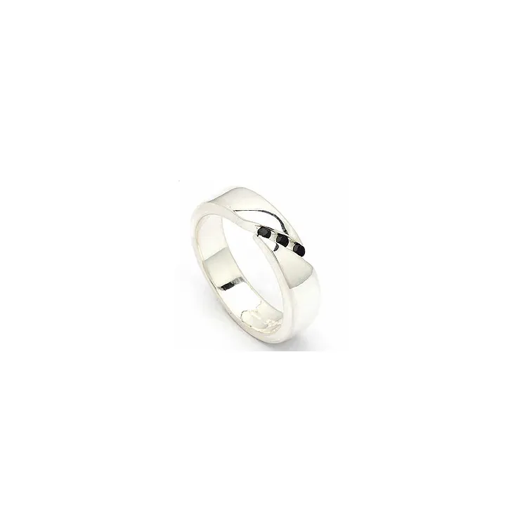 Elegant blå safir ring i silver