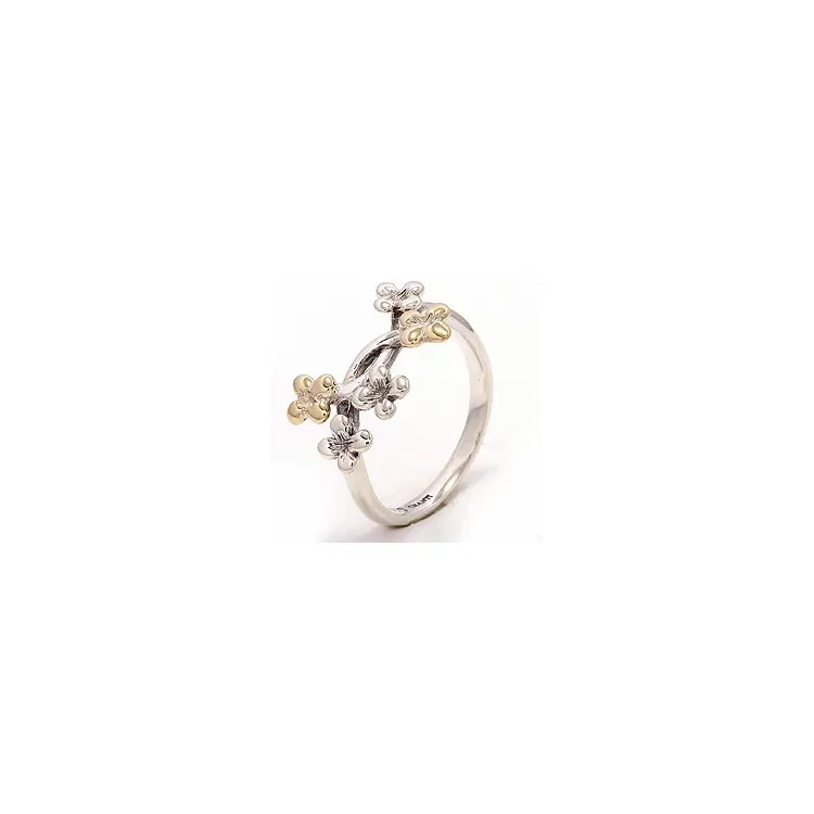 Blommor ring i oxiderat sterlingsilver med 8 karat guld
