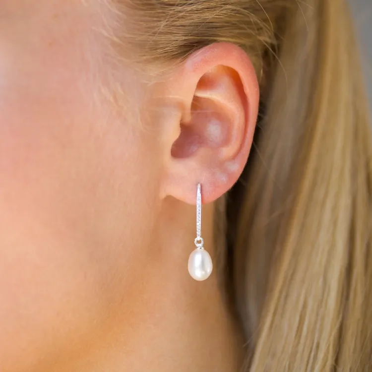 7,5-8 mm pärla örhängen i silver