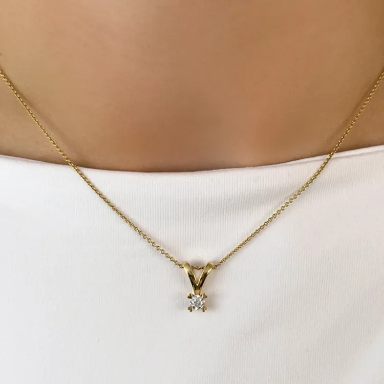 diamant solitärberlock i 14  carat guld 0,20 ct