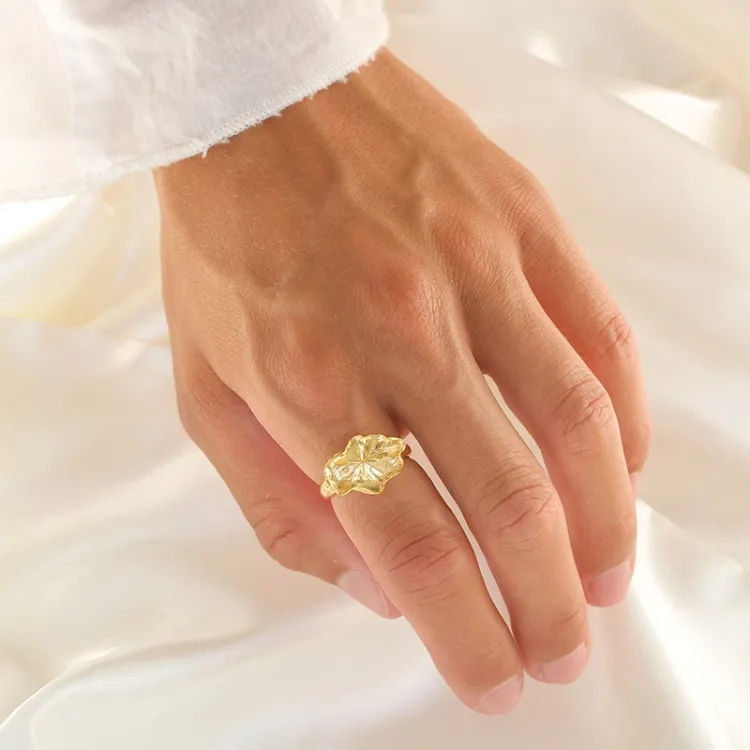 ring i förgyllt silver - Lumé Essence