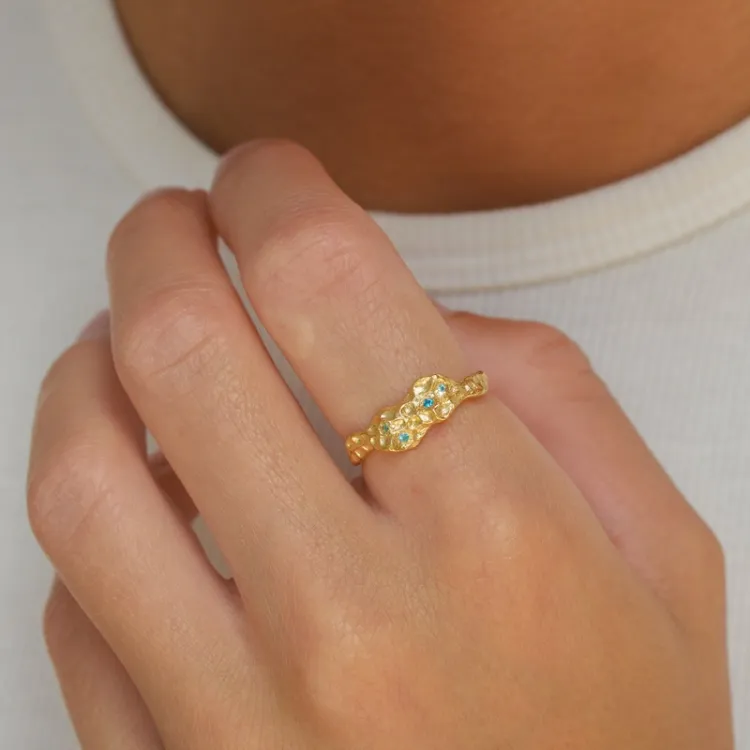 blå zirkon ring i förgylld mässing - Lumé Etched