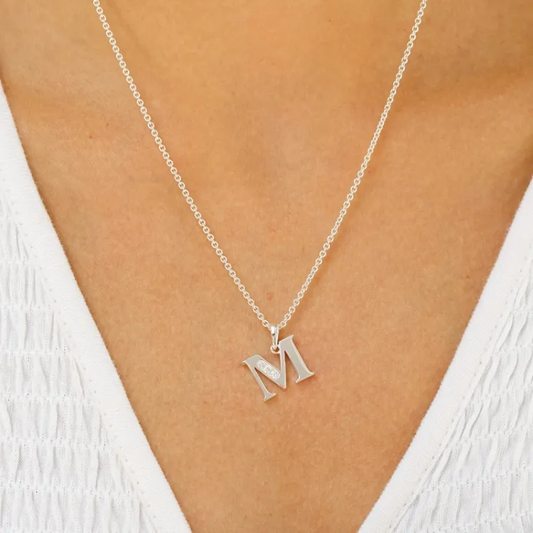 bokstav m zirkon hängen i silver - My Letter