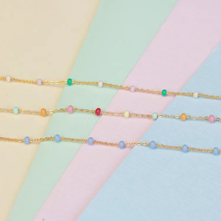 Enamel Lola Rainbow armband i förgyllt silver regnbågefärgad emalj