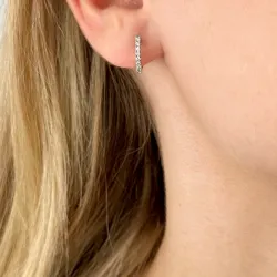 8 mm creol i 14 karat vitguld med diamant 