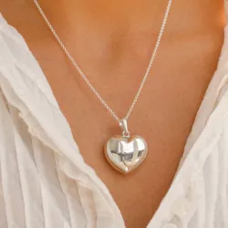 25 x 26 mm hjärta hängen i silver - Amoré