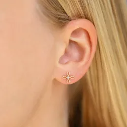 blommor örhängen i förgyllt silver med lab grown diamant 