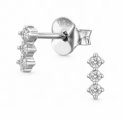 örhängen i rhodinerat silver med lab grown diamant 