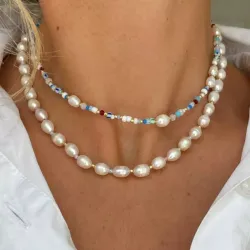 Hultquist multifärgade halsband i förgyllt silver multifärgat sten