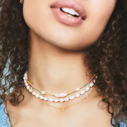 Hultquist multifärgade halsband i förgyllt silver