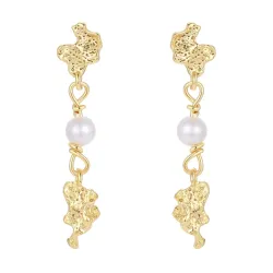 Nava Kaa örhängen i förgyllt silver