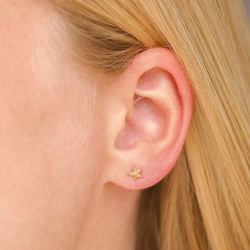 Studio Z Starfish Lustre örhängestift i förgyllt silver