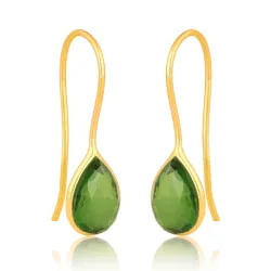 peridot örhängen i förgyllt silver - Loom Stones
