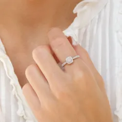 fyrkantigt diamantring i 14  karat vitguld 0,26 ct 0,26 ct